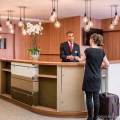 Отель Aparthotel Adagio Paris Bercy Village Франция, Париж - 2 отзыва об отеле, цены и фото номеров - забронировать отель Aparthotel Adagio Paris Bercy Village онлайн интерьер отеля