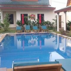 Отель Villa Angelica Phuket - Baan Malinee бассейн