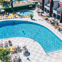 Отель Muthu Oura Praia Hotel Португалия, Албуфейра - 1 отзыв об отеле, цены и фото номеров - забронировать отель Muthu Oura Praia Hotel онлайн бассейн фото 3