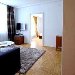 Апартаменты Vienna Residence Timeless Apartment With Viennese Charme for up to 2 People Вена комната для гостей фото 5