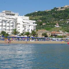 Отель Abruzzo Marina Италия, Сильви - отзывы, цены и фото номеров - забронировать отель Abruzzo Marina онлайн пляж фото 2