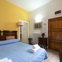 Отель Sleep 4 house Италия, Венеция - 1 отзыв об отеле, цены и фото номеров - забронировать отель Sleep 4 house онлайн комната для гостей фото 9
