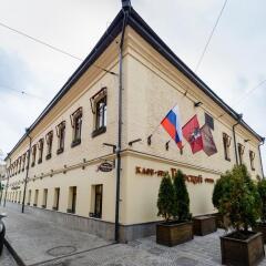 Гостиница Графский парковка