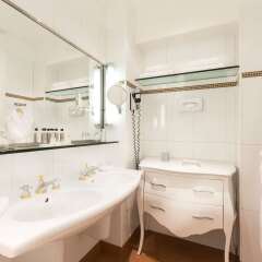 Отель Hôtel Claridge ванная