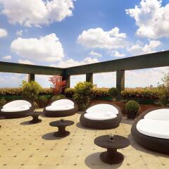 Отель The Westin Palace, Milan пляж