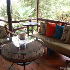 Отель Chachagua Rainforest Ecolodge интерьер отеля