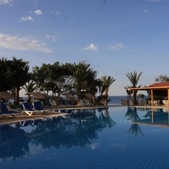 Отель Crystal Springs Beach Hotel Кипр, Протарас - 13 отзывов об отеле, цены и фото номеров - забронировать отель Crystal Springs Beach Hotel онлайн бассейн