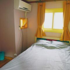 Yakorea Hostel Itaewon Сеул комната для гостей фото 4