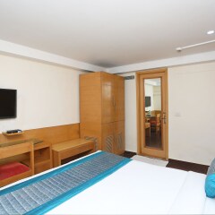OYO 11332 Hotel Daffodils Inn удобства в номере