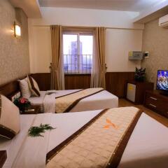Golden Rain Hotel комната для гостей