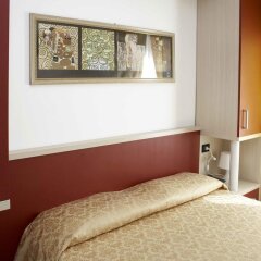 Hotel Nuovo Metrò сейф в номере