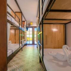 Bed At Beach Hostel интерьер отеля фото 3