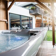 Kreativ Hotel Landhaus Schweigl Монклассико бассейн