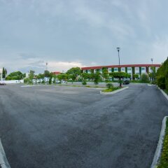 Hotel Estancia парковка