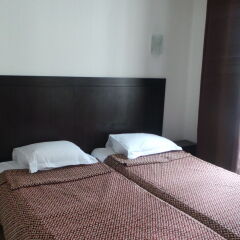 Отель Hôtel De Bordeaux комната для гостей