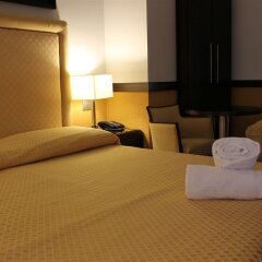 Отель Bellesuite Rome сейф в номере