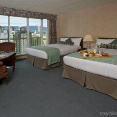 Отель Coast Plaza Hotel and Suites Канада, Ванкувер - отзывы, цены и фото номеров - забронировать отель Coast Plaza Hotel and Suites онлайн комната для гостей