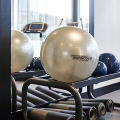 Отель Hilton Tallinn Park фитнесс-зал фото 3