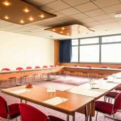 Отель ibis Paris 17 Clichy-Batignolles - formerly Berthier Франция, Париж - 10 отзывов об отеле, цены и фото номеров - забронировать отель ibis Paris 17 Clichy-Batignolles - formerly Berthier онлайн помещение для мероприятий фото 2