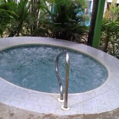 Отель Negril Beach Club Ямайка, Негрил - отзывы, цены и фото номеров - забронировать отель Negril Beach Club онлайн бассейн
