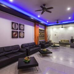 Sharaya Patong Hotel развлечения