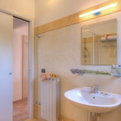 Le Fiabe Hotel Resort Нумана ванная