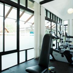 Отель Centra by Centara Coconut Beach Resort Samui фитнесс-зал
