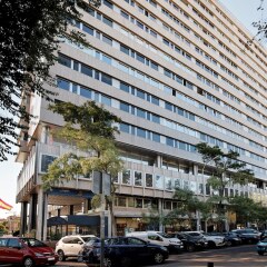 Отель Alterhome Apartamento Centro Colón Мадрид вид на фасад