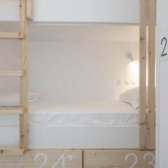 Отель Bedspot Hostel Греция, Остров Санторини - отзывы, цены и фото номеров - забронировать отель Bedspot Hostel онлайн сейф в номере