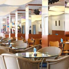 Hotel Serhs Oasis Park гостиничный бар