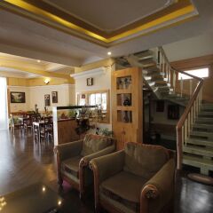 Отель Binh Yen Hotel Вьетнам, Далат - 1 отзыв об отеле, цены и фото номеров - забронировать отель Binh Yen Hotel онлайн интерьер отеля фото 3