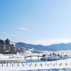 Отель Holiday Inn Resort Alpensia Pyeongchang Южная Корея, Пхёнчан - отзывы, цены и фото номеров - забронировать отель Holiday Inn Resort Alpensia Pyeongchang онлайн спортивное сооружение