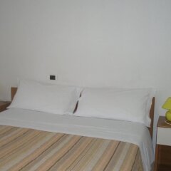 Hotel Athena Сполето сейф в номере