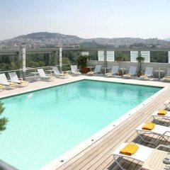Отель Radisson Blu Park Hotel Athens Греция, Афины - 1 отзыв об отеле, цены и фото номеров - забронировать отель Radisson Blu Park Hotel Athens онлайн бассейн фото 2