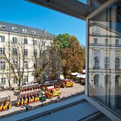 Гостиница Hostel Just Lviv It! Украина, Львов - 6 отзывов об отеле, цены и фото номеров - забронировать гостиницу Hostel Just Lviv It! онлайн балкон
