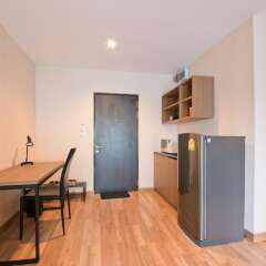Отель The Box Residence Бангкок удобства в номере фото 2