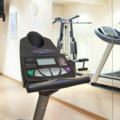 Отель Holiday Inn Thessaloniki Салоники фитнесс-зал фото 3