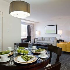 State Plaza Hotel в номере фото 2