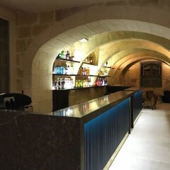 Отель Cesca Boutique Hotel Мальта, Мунксар - отзывы, цены и фото номеров - забронировать отель Cesca Boutique Hotel онлайн гостиничный бар