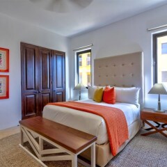 Отель Hacienda Beach 3 Bdrm. Includes Cook Service for Bkfast & Lunch...best Deal in Hacienda! Кабо-Сан-Лукас комната для гостей