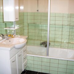 Отель Budget Flats Antwerpen Бельгия, Антверпен - 1 отзыв об отеле, цены и фото номеров - забронировать отель Budget Flats Antwerpen онлайн ванная фото 2
