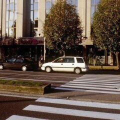 Отель Mercure Brussels Airport городской автобус