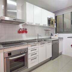 Отель You Stylish Eixample Esquerra 3 Барселона в номере