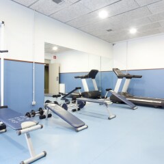 Отель Residencia Manuel Agud Querol (Centro Adscrito a la REAJ) Испания, Сан-Себастьян - отзывы, цены и фото номеров - забронировать отель Residencia Manuel Agud Querol (Centro Adscrito a la REAJ) онлайн фитнесс-зал фото 3