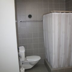 Отель Hostel Casa Franco Швейцария, Санкт-Мориц - отзывы, цены и фото номеров - забронировать отель Hostel Casa Franco онлайн ванная фото 2
