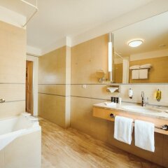 Отель Ventana Hotel Prague Чехия, Прага - 3 отзыва об отеле, цены и фото номеров - забронировать отель Ventana Hotel Prague онлайн ванная