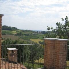 Отель Agriturismo Podere La Piazza Костиглиоле-д'Асти балкон
