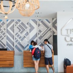 Отель The Crib Patong фитнесс-зал фото 4