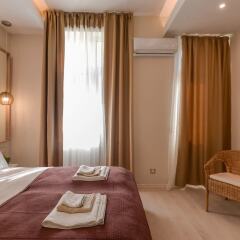 Отель FM Luxury 1-BDR Apartment - Sofia Dream Desert Болгария, София - отзывы, цены и фото номеров - забронировать отель FM Luxury 1-BDR Apartment - Sofia Dream Desert онлайн комната для гостей фото 2