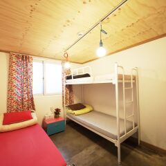 Lazy Fox Hostel детские мероприятия фото 2